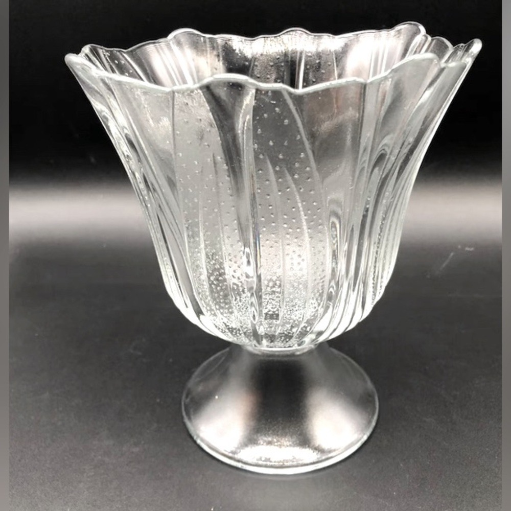 RARE FIND ~ VINTAGE 50’s Eduardian Footed Clear Glass Vase with tiny dotes.